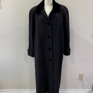 Rare Vintage Collections by Albert Nipon Full-Length Wool Coat | Velvet Collar
